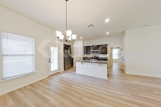 101 Salvat Dr in Lafayette, LA - Building Photo - Building Photo