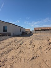 8467 W Pineveta Dr in Arizona City, AZ - Building Photo - Building Photo