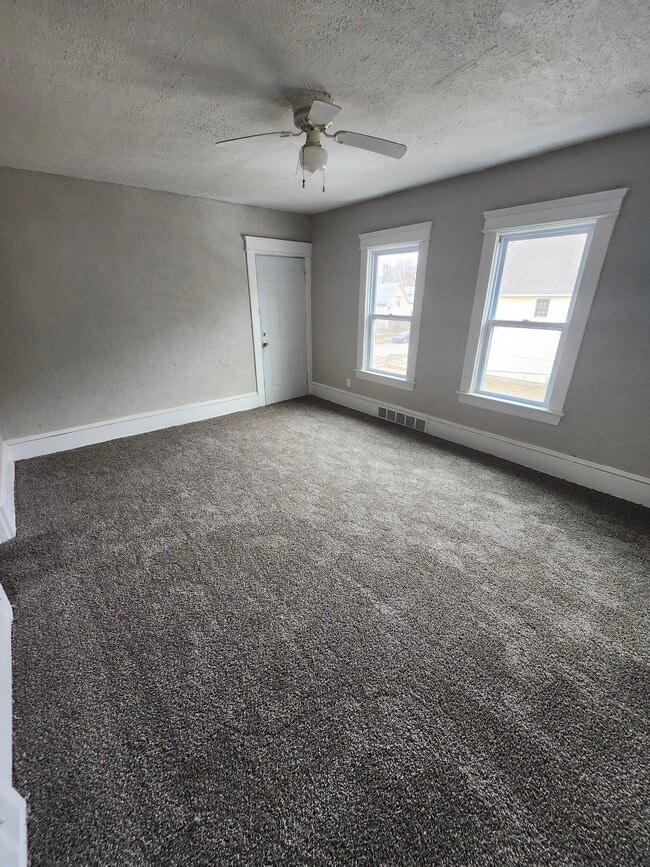 8918 Folsom Ave, Unit 2