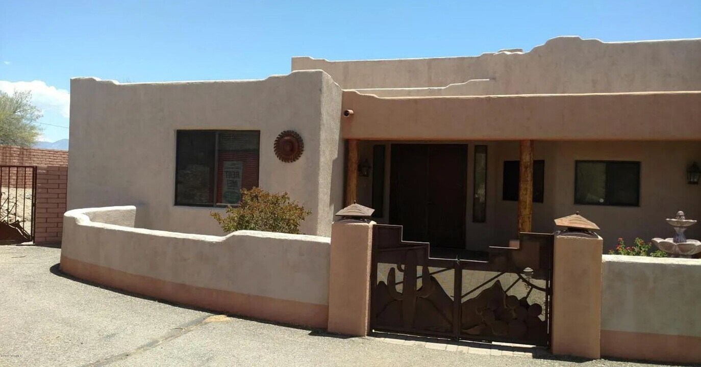 5640 W Sunset Rd in Tucson, AZ - Building Photo