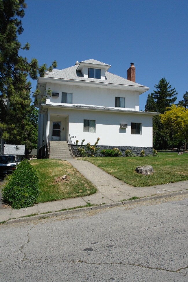 904 W 9th Ave in Spokane, WA - Foto de edificio - Building Photo