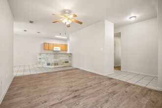 21513 Pershing Ave in Lago Vista, TX - Building Photo - Building Photo