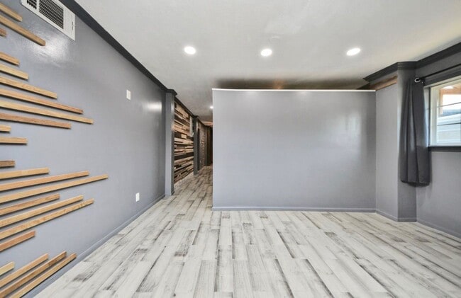 property at 5622 W Montgomery Rd