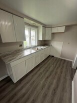 216 Neil St, Unit upper in Sandusky, OH - Building Photo