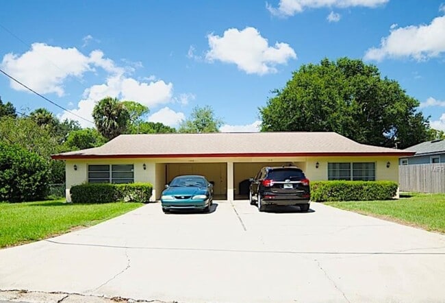 property at 1318 Holly Street