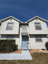 1005 SW 48th Terrace in Cape Coral, FL - Building Photo