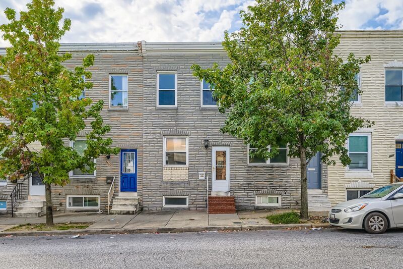 3907 E Pratt St in Baltimore, MD - Building Photo