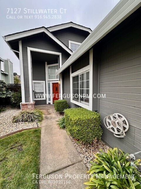 7127 Stillwater Ct in Granite Bay, CA - Building Photo - Building Photo