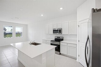 3007 Maloof Dr in Davenport, FL - Building Photo - Building Photo