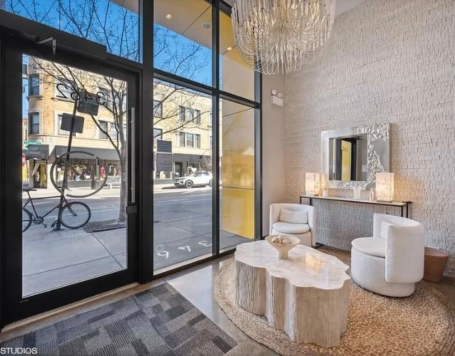 3462 N Lincoln Ave in Chicago, IL - Building Photo