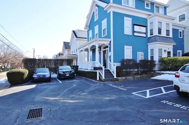 16 Haviland St in Norwalk, CT - Building Photo - Building Photo