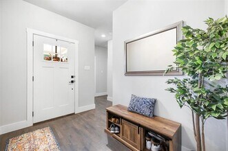 312 N Henderson Ave in Dallas, TX - Building Photo - Building Photo