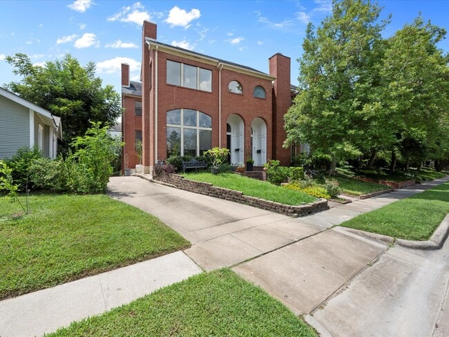 6311 Westcott St in Houston, TX - Building Photo - Building Photo