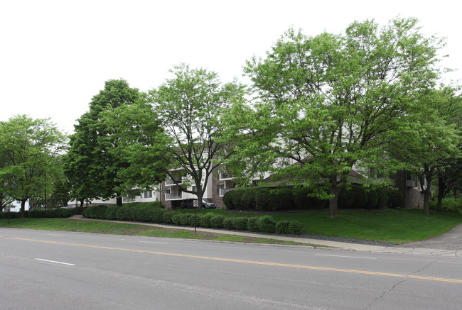 Monteray Place in St. Louis Park, MN - Building Photo - Building Photo