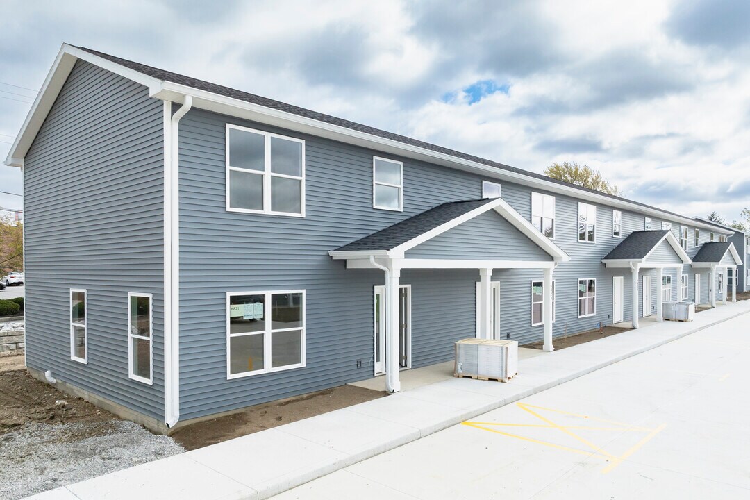 Urban Nest Apartments in Fort Wayne, IN - Foto de edificio