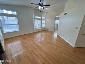 1233 N Pebble Beach Dr in Gilbert, AZ - Building Photo - Building Photo