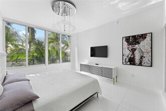 2100 Park Ave in Miami Beach, FL - Building Photo - Building Photo