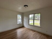 129 Janin Cir N in Portland, TX - Building Photo - Building Photo