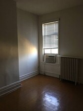 433 2nd St SE, Unit 2 in Washington, DC - Building Photo - Building Photo