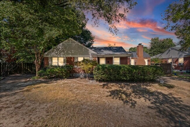 1139 Russwood Rd in Memphis, TN - Building Photo - Building Photo