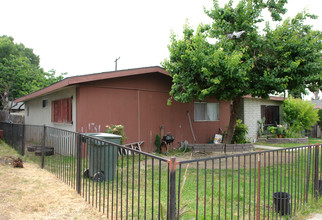 1340 N Parkside Dr in Ontario, CA - Building Photo - Building Photo