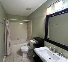 5 Southwell Ct in Columbia, SC - Building Photo - Building Photo