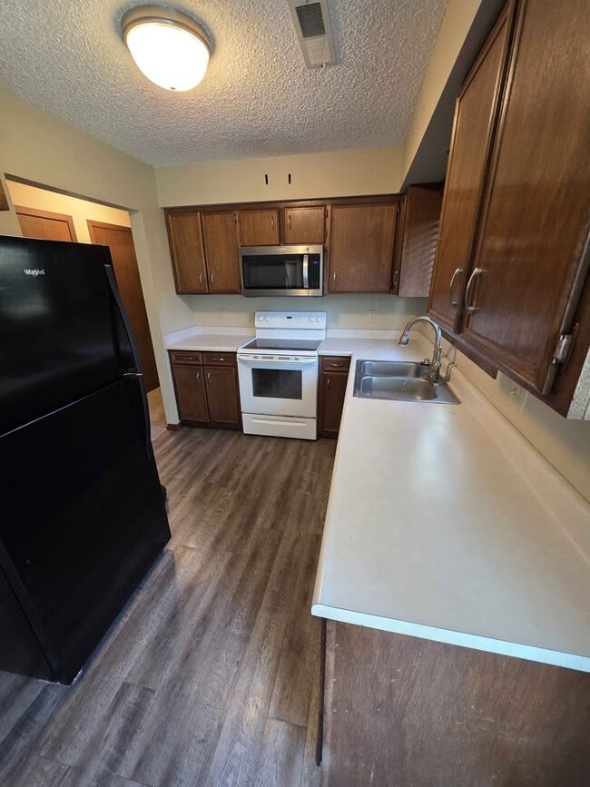 property at 2132 Davis St