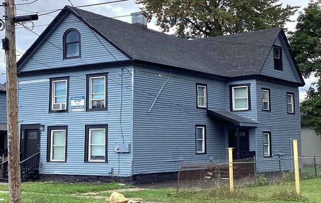 property at 205 Ashworth Pl