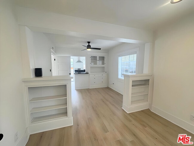 property at 657 Navy St
