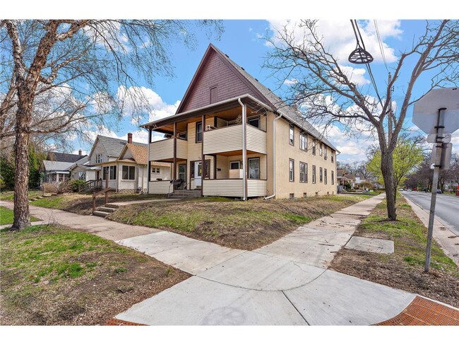 property at 3101 E 24th St