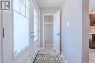 39 Seneca Ave in Oshawa, ON - Building Photo - Building Photo