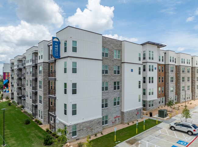 The Rhett in Austin, TX - Building Photo - Building Photo