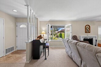 12576 Oaks N Dr in San Diego, CA - Building Photo - Building Photo