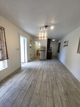 1998 NE 135th St in North Miami, FL - Building Photo - Building Photo