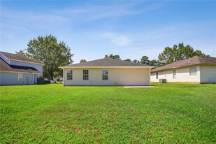 310 Lakeview Trail in Covington, GA - Foto de edificio - Building Photo