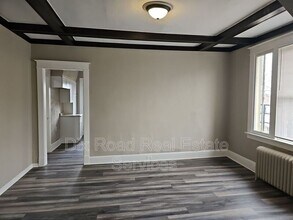 558 Prospect Pl in Cincinnati, OH - Building Photo - Building Photo