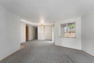 4410 NE 152nd Ave in Vancouver, WA - Building Photo - Building Photo