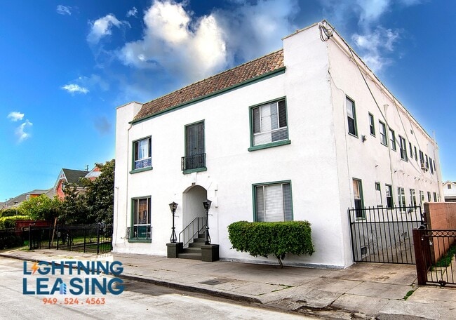 property at 442 E 27th St