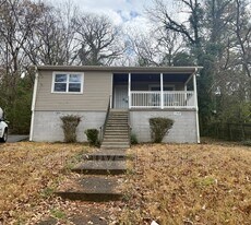 7823 Rugby Ave in Birmingham, AL - Building Photo