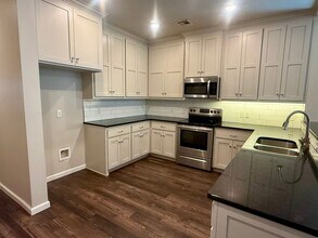 6509 Bent Wood Villas Dr in Oklahoma City, OK - Building Photo - Building Photo