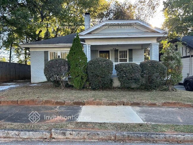 property at 142 Dahlgren St SE