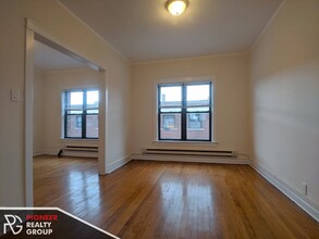 812 W Waveland Ave, Unit N3 in Chicago, IL - Building Photo - Building Photo