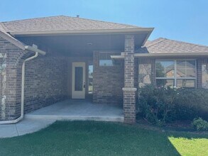 2516 SE 38th St in Moore, OK - Building Photo - Building Photo