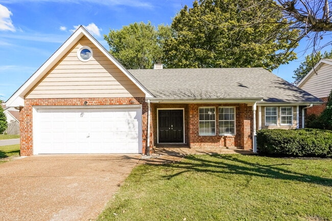 101 White Oak Ct