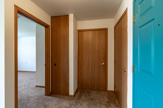 The Meadows of Southgate - a 55+ Community in Southgate, MI - Building Photo - Interior Photo