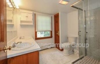 32 Morse Cir in Henniker, NH - Building Photo - Building Photo