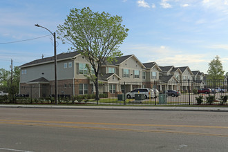 Independence Heights Apartments in Houston, TX - Building Photo - Primary Photo