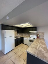 922 Teal Ct in Colorado Springs, CO - Building Photo - Building Photo