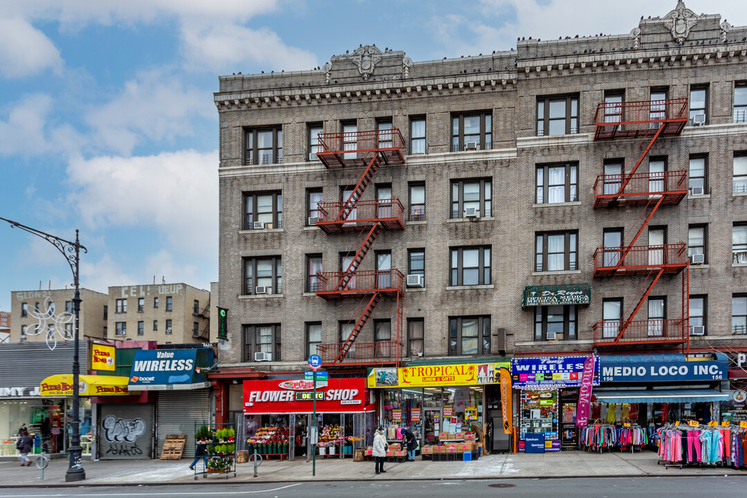 152-154 Dyckman St in New York, NY - Building Photo