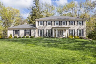 15997 Trowbridge Rd in Chesterfield, MO - Building Photo - Building Photo